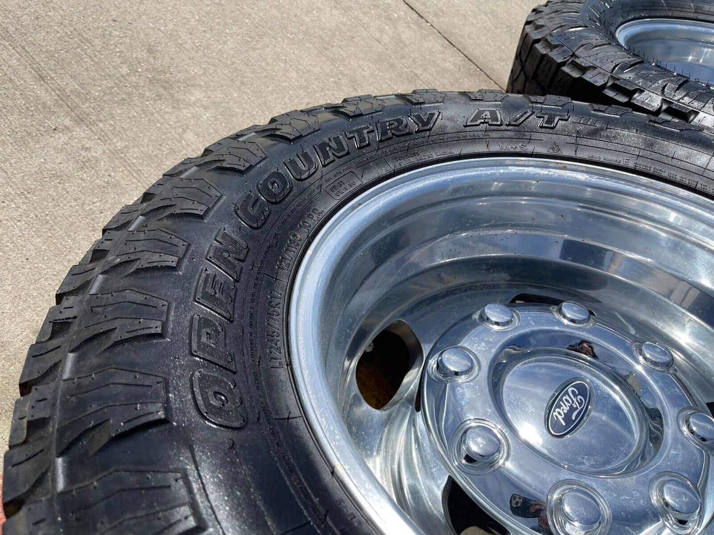 17" Ford F-350 Dually OEM 14077 14078 rims wheels 2023 2024 2025 TOYO