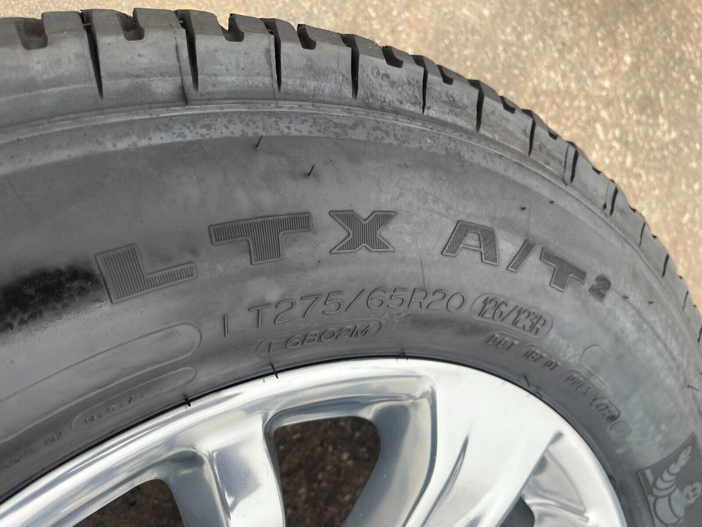 20" Ford F-250 F-350 OEM King Ranch wheels rims 10294 tires MICHELIN