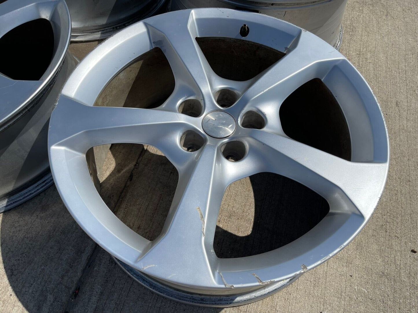 20" Chevy Camaro SS ZL1 OEM 5579 5581 staggered wheels rims