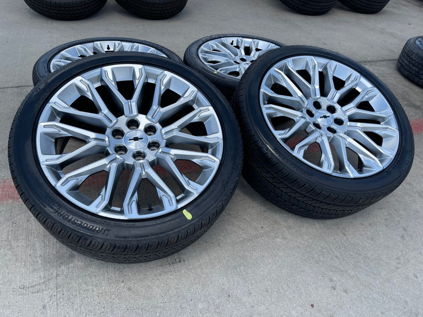 24" Chevy Tahoe LTZ GMC Yukon Sierra Denali OEM wheels rims tires 2025 2026 NEW
