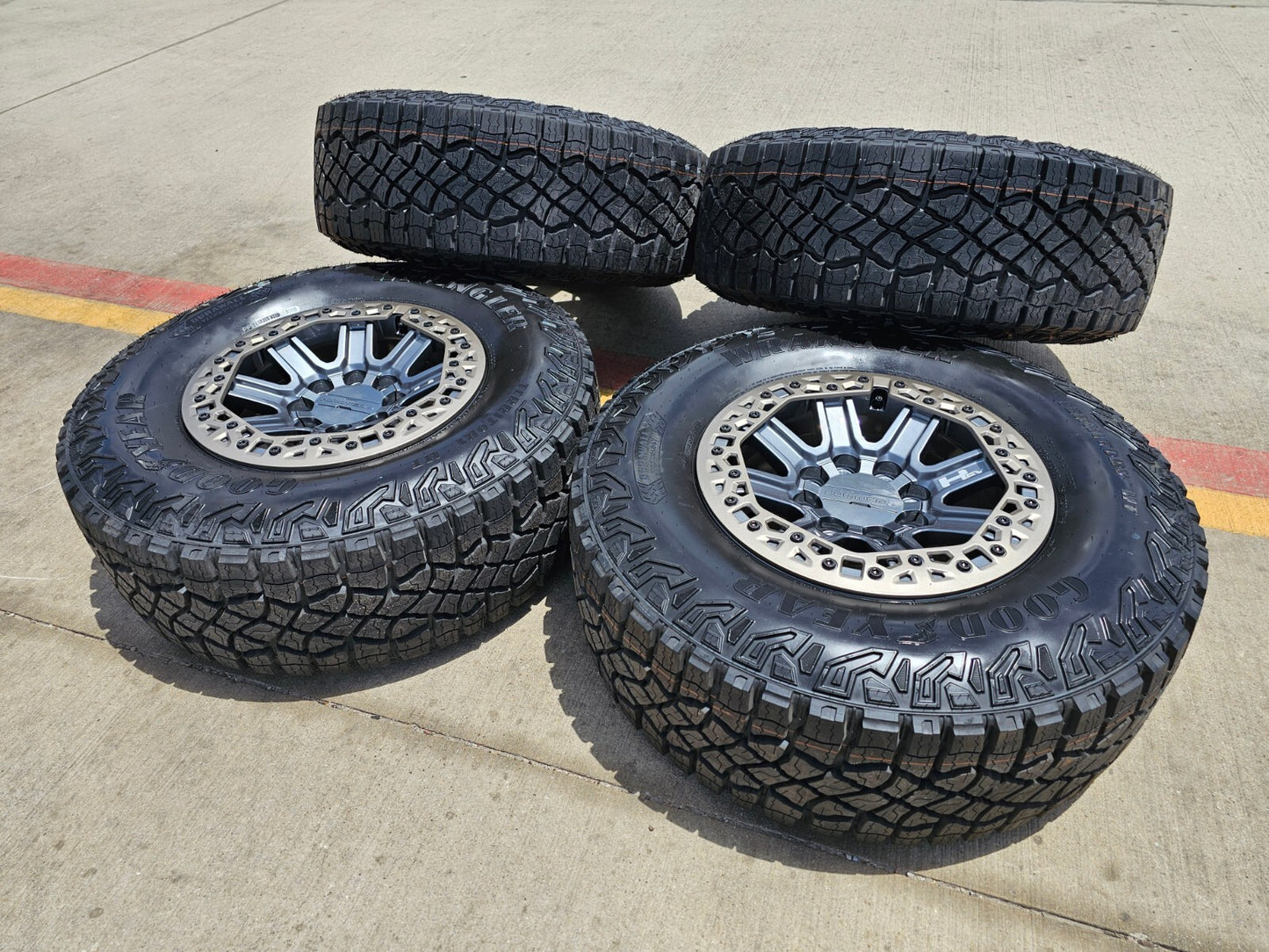 (5) 18" Hummer Grazen beadlock EV HEV 2500 OEM wheels rims 2024 2025 2026 NEW