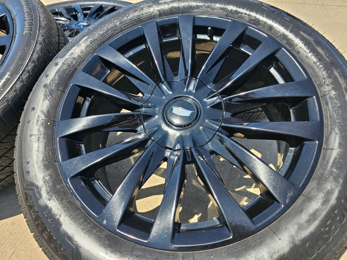 22" Cadillac Escalade OEM Black wheels rims 4873 95026 Tahoe Silverado 2023 2024