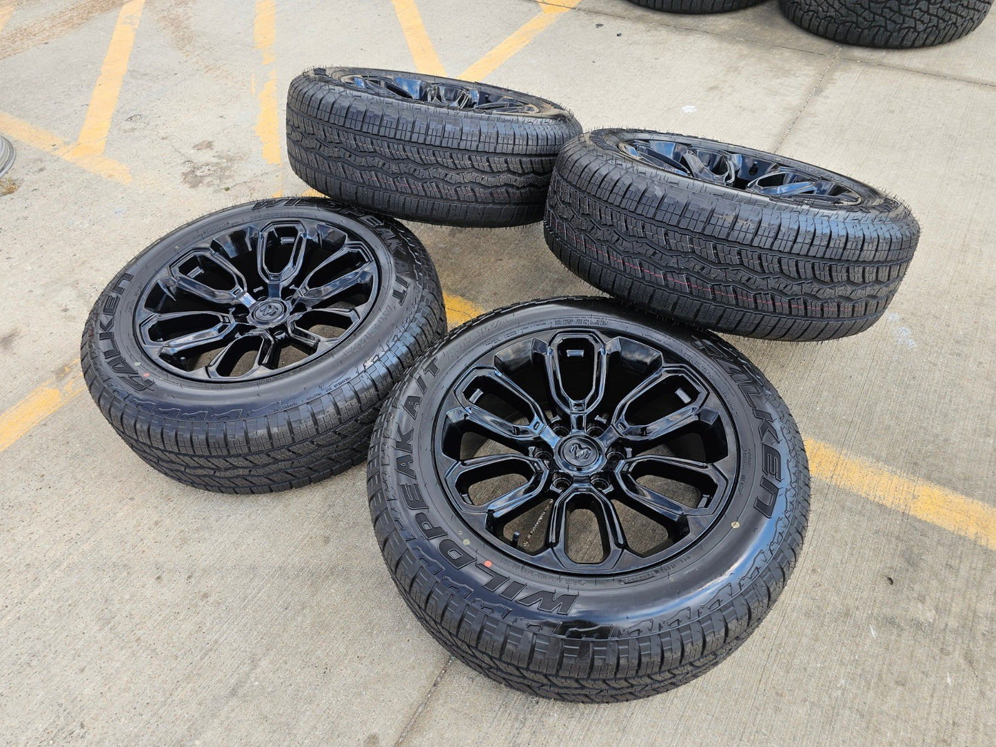 20" Dodge Ram 1500 OEM Laramie Long Horn 2677 wheels rims 2024 2025 2026 NEW