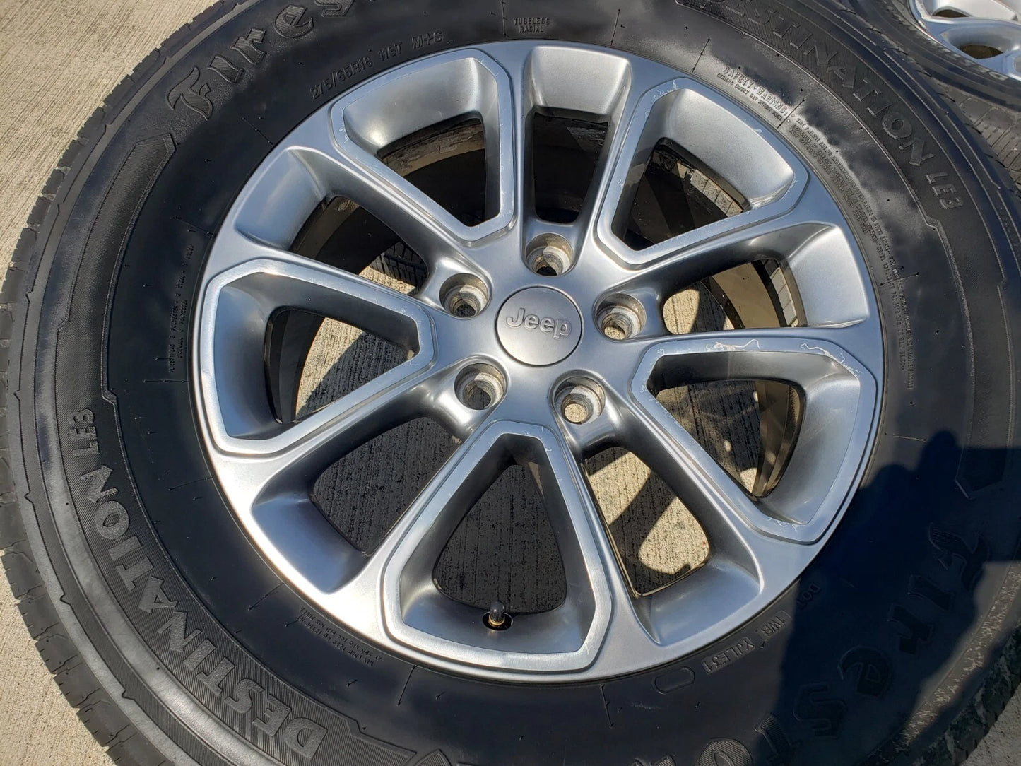 18" Jeep Grand Cherokee Dodge Durango OEM 9136 wheels rims tires