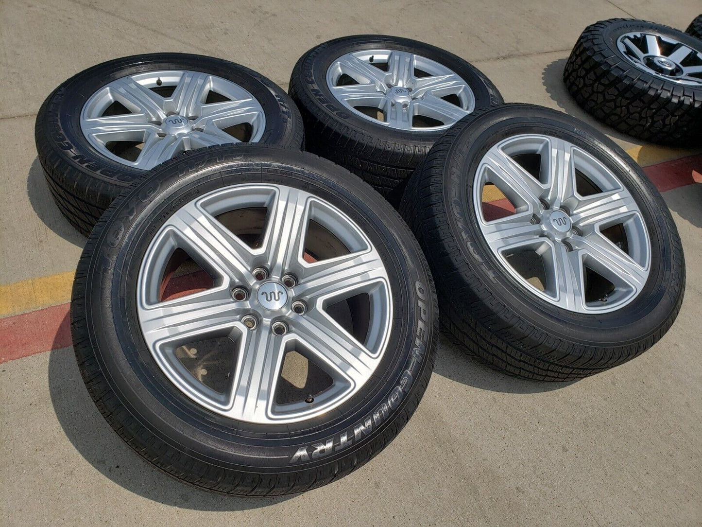20" Ford Expedition F-150 OEM KING RANCH 10143 rims wheels tires