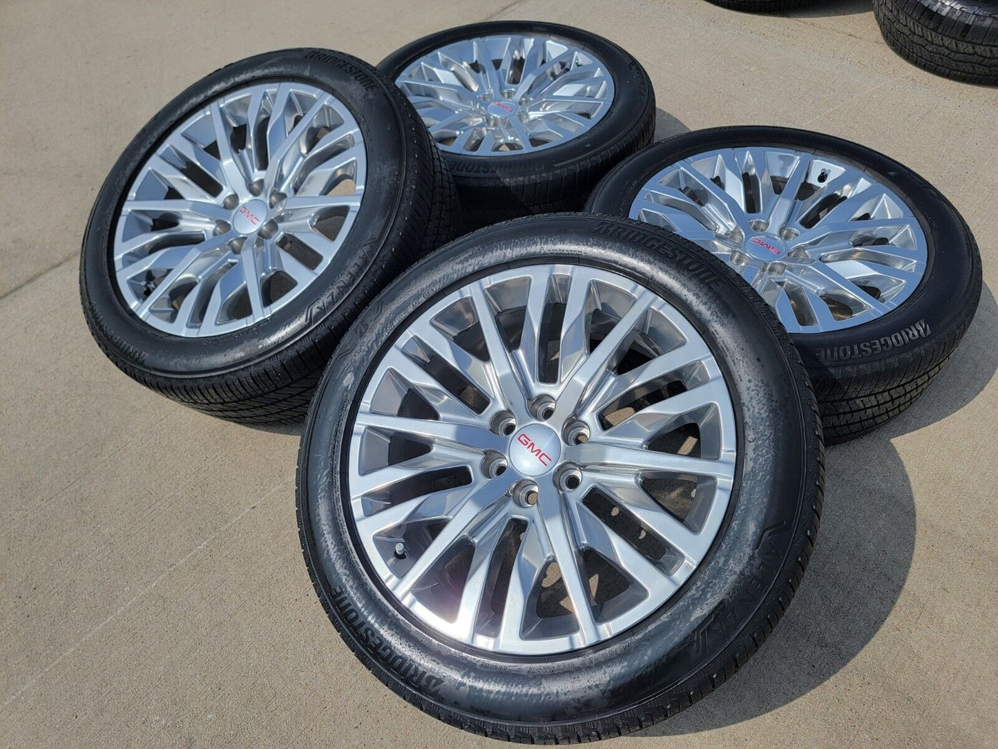 22" GMC Sierra Yukon DENALI Silverado OEM 5921 wheels rims 2021 2022 2023 2024