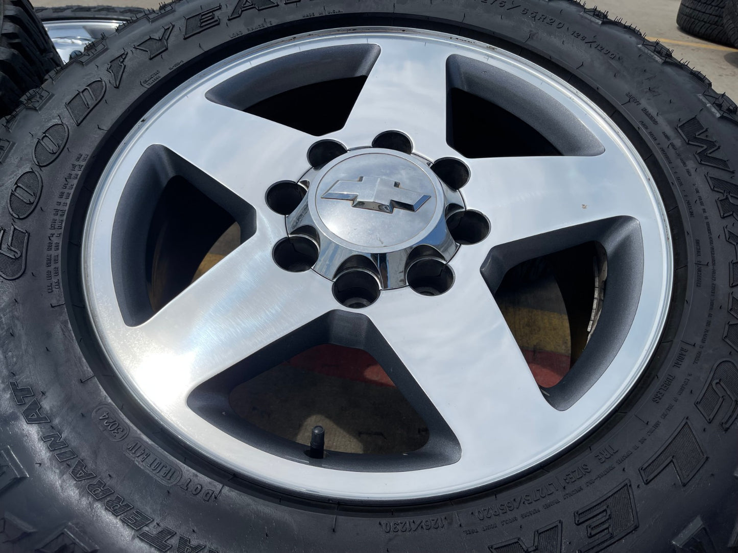 20" Chevy Silverado GMC Sierra 2500 3500 OEM 5503 rims wheels 8x180