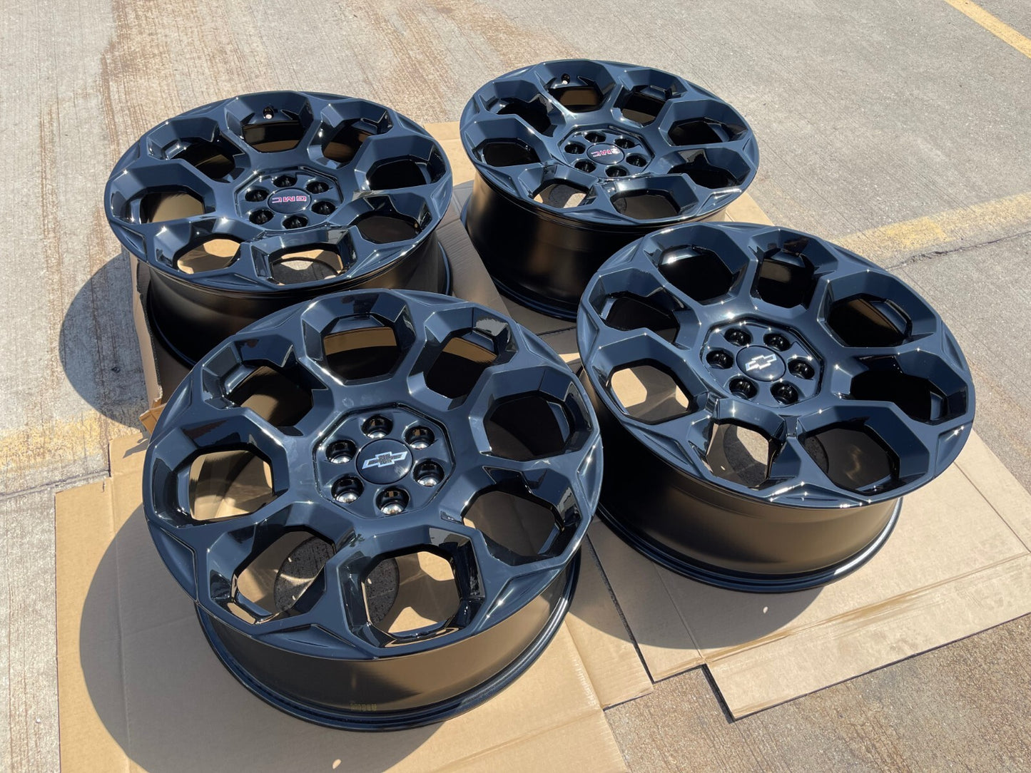 24" GMC Yukon Sierra Tahoe Cadillac Escalade V OEM wheels rims 2025 2026 NEW