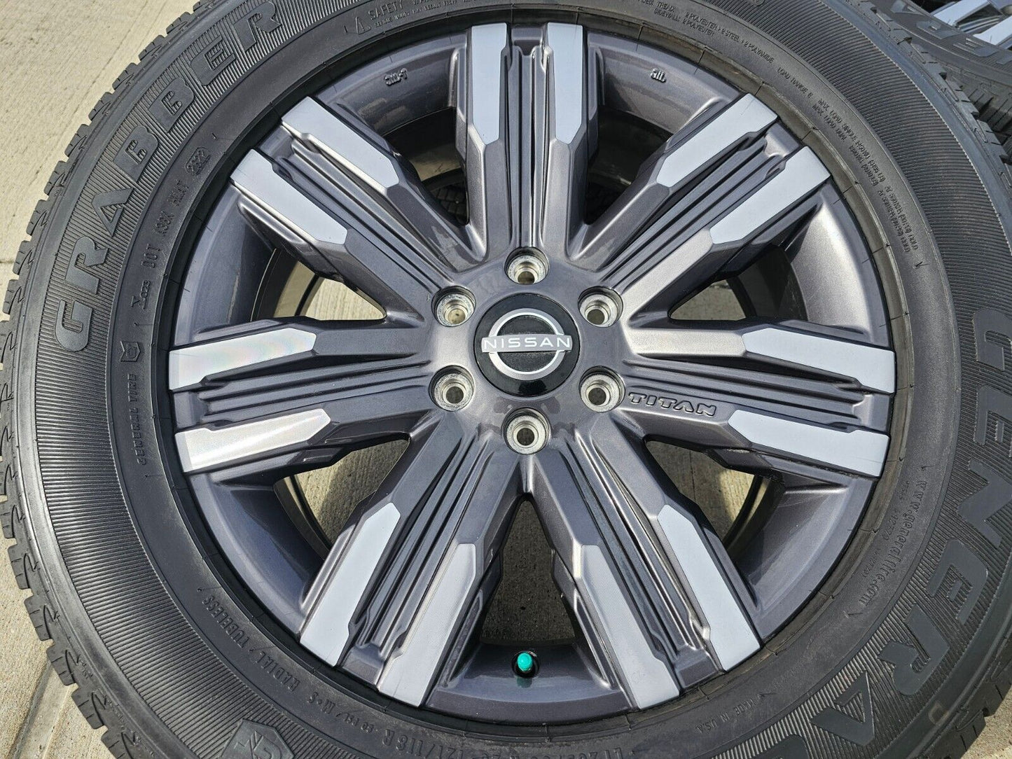 20" Nissan Titan XD Pro-4X OEM wheels rims tires 2019 2020 2021 2022 2023 2024
