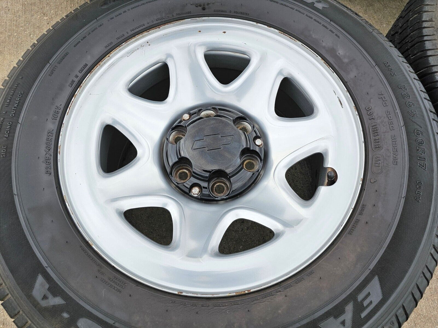 17" Chevy Tahoe PPV OEM Police Package 8111 wheels rims tires