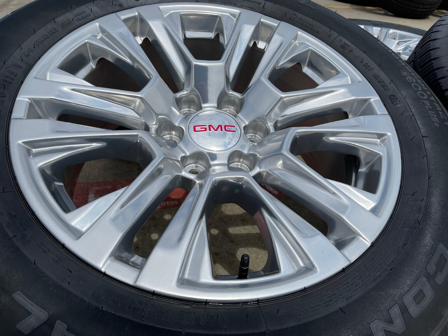 20" GMC Sierra Yukon DENALI OEM 5917 wheels rims 2022 2023 2024 2025 NEW