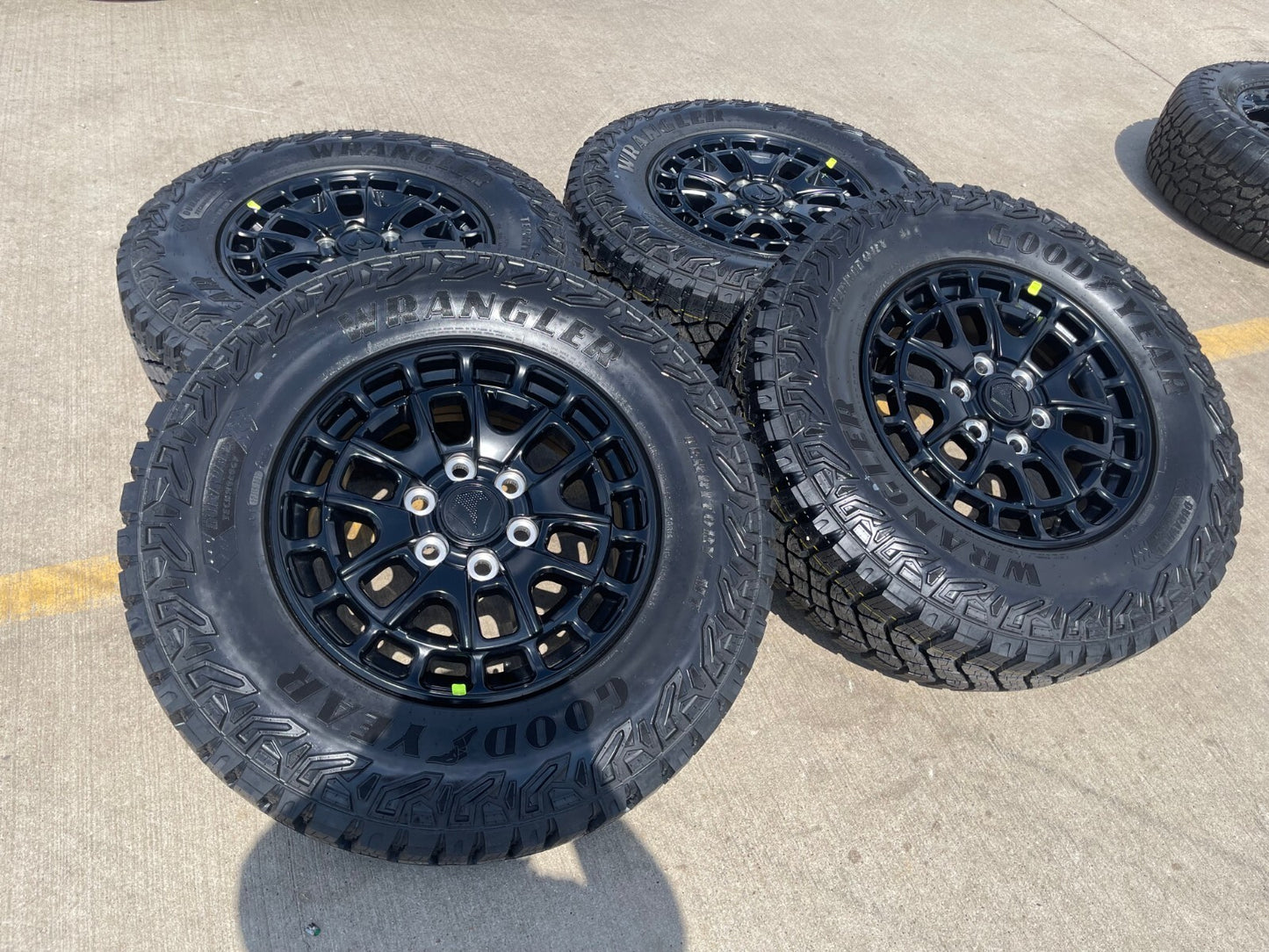 18" Toyota Tundra TSS T FORCE TRD OEM black wheels rims Sequoia 2024 2025 NEW