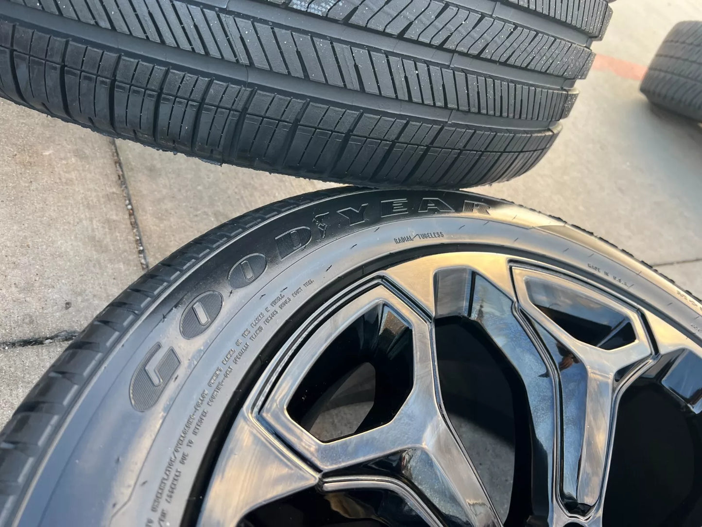 22" Dodge Ram 1500 OEM Laramie rims wheels tires 2685 black NEW
