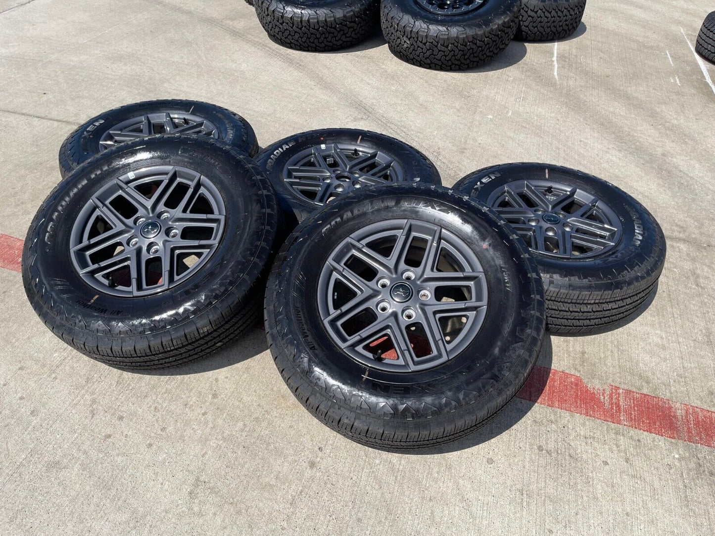 17" Jeep Wrangler Rubicon Sport OEM wheels rims 51649 Gladiator 2024 2025 NEW