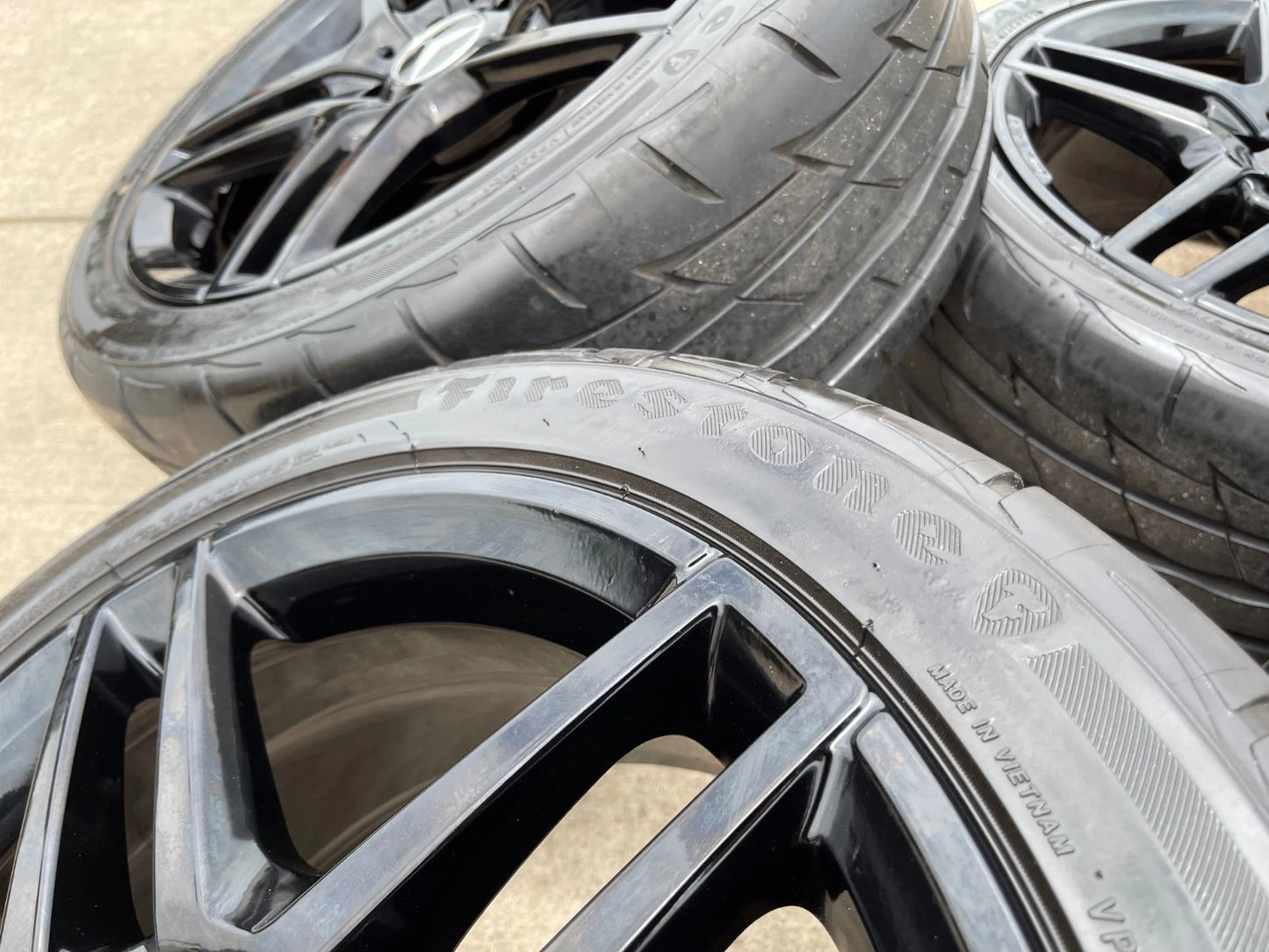 18" Mercedes E350 E550 C300 C E S Class AMG OEM 85458 85398 wheels rims tires
