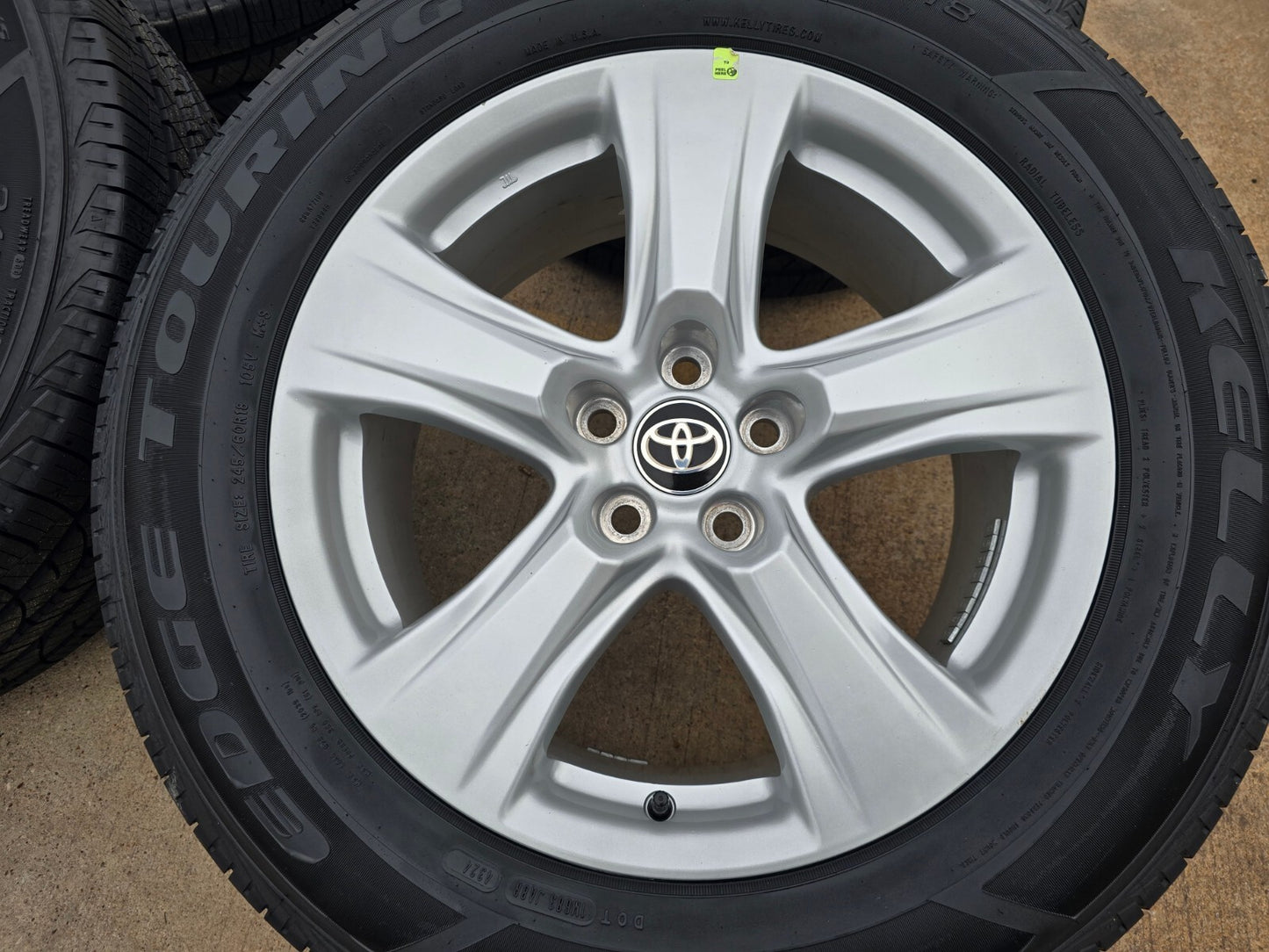 18" Toyota Highlander Rav4 XLE OEM 75263 wheels rims 2022 2023 2024 2025 NEW