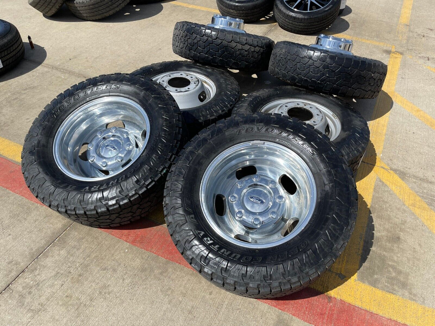 17" Ford F-350 Dually OEM 14077 14078 rims wheels 2023 2024 2025 TOYO