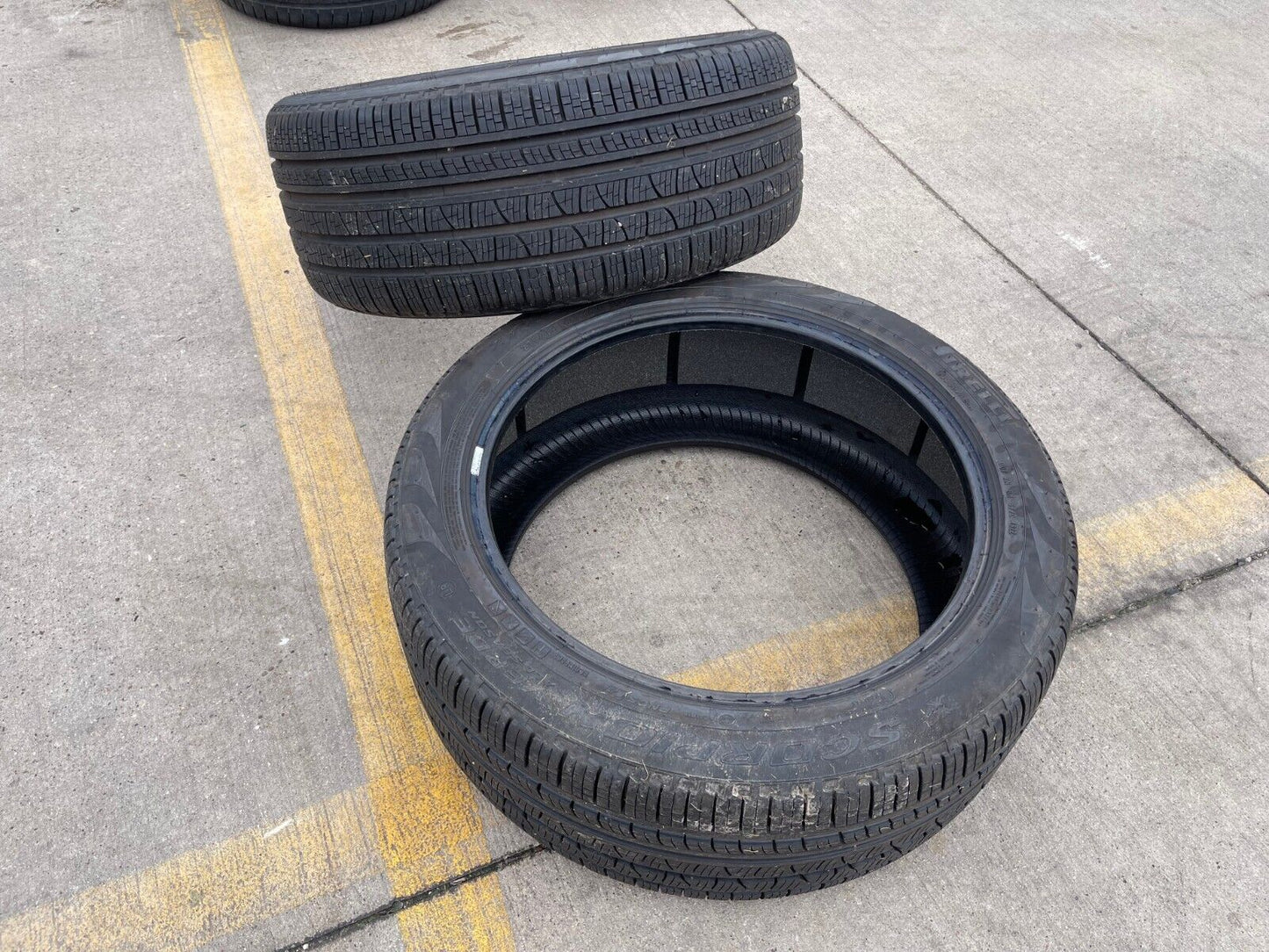 (1) 275/45/21 Pirelli Scorpion Verde A/S tire 110W 275/45r21 M+S LR PNCS