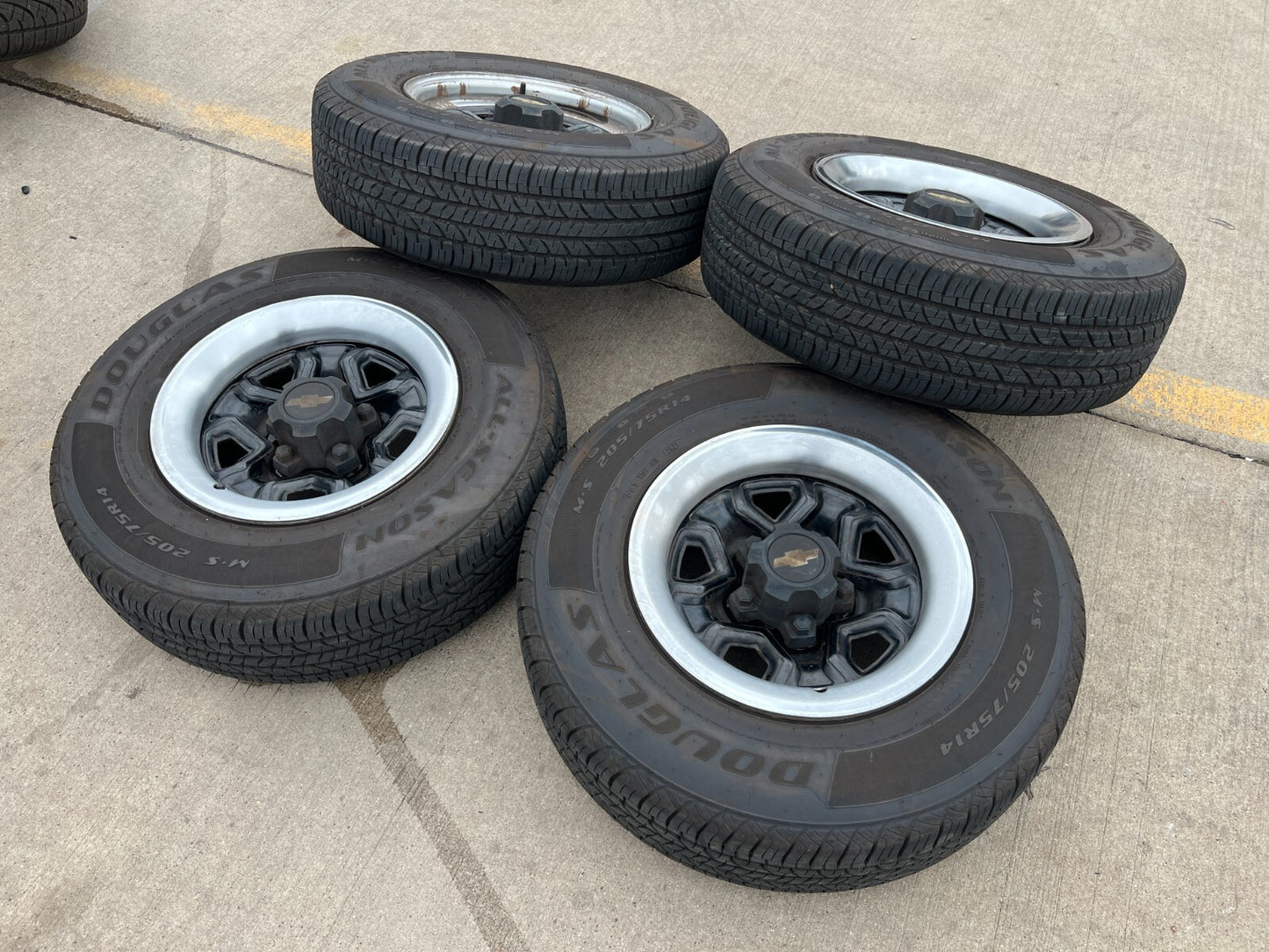 14" Chevy K1500 Blazer Old School Chevy wheels rims GMC tires 5x120 5x4.75
