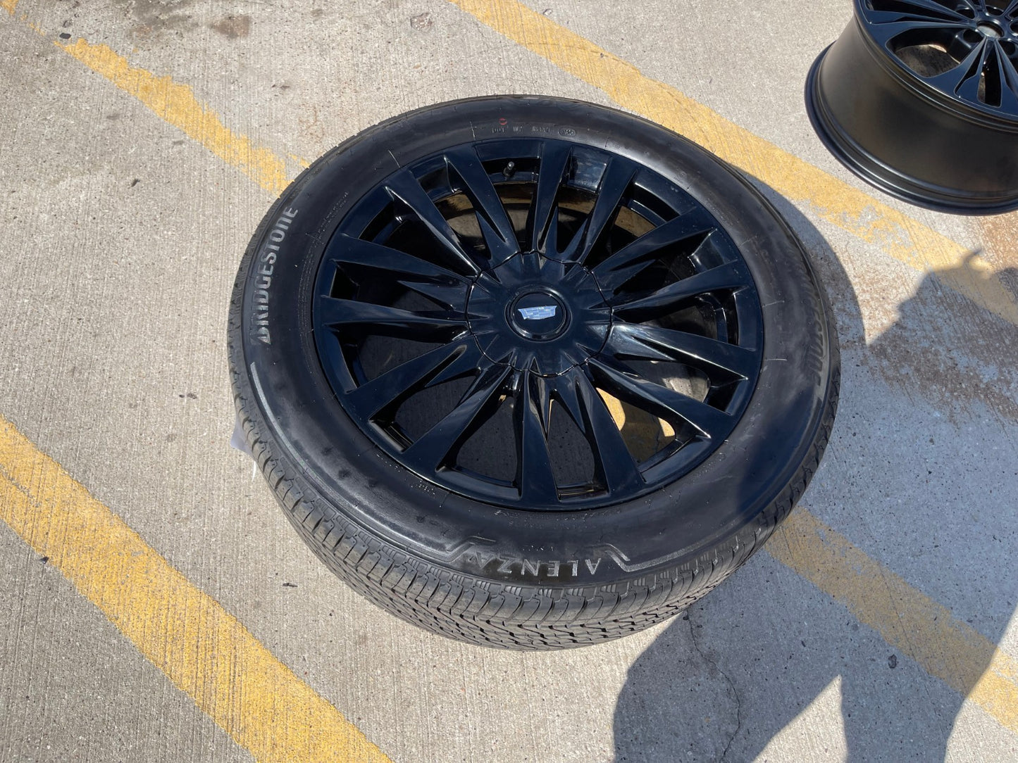 22" Cadillac Escalade OEM Black wheel rim 4873 95026 Tahoe Silverado 2025 NEW