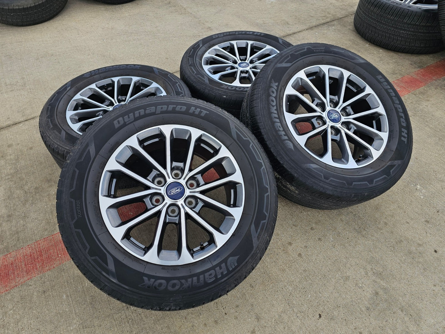 18" Ford F-150 OEM rims wheel 10169 tires Expedition