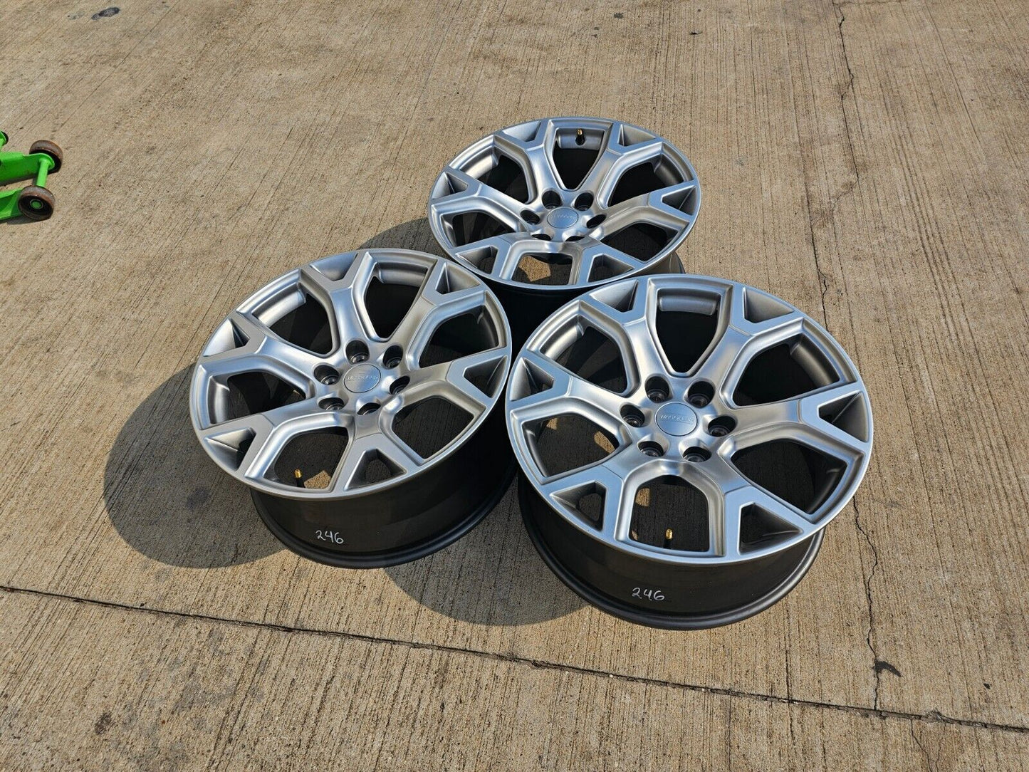 20" Jeep Grand Wagoneer OEM 2022 2023 2024 2025 wheel rim Dodge Ram 9296 NEW