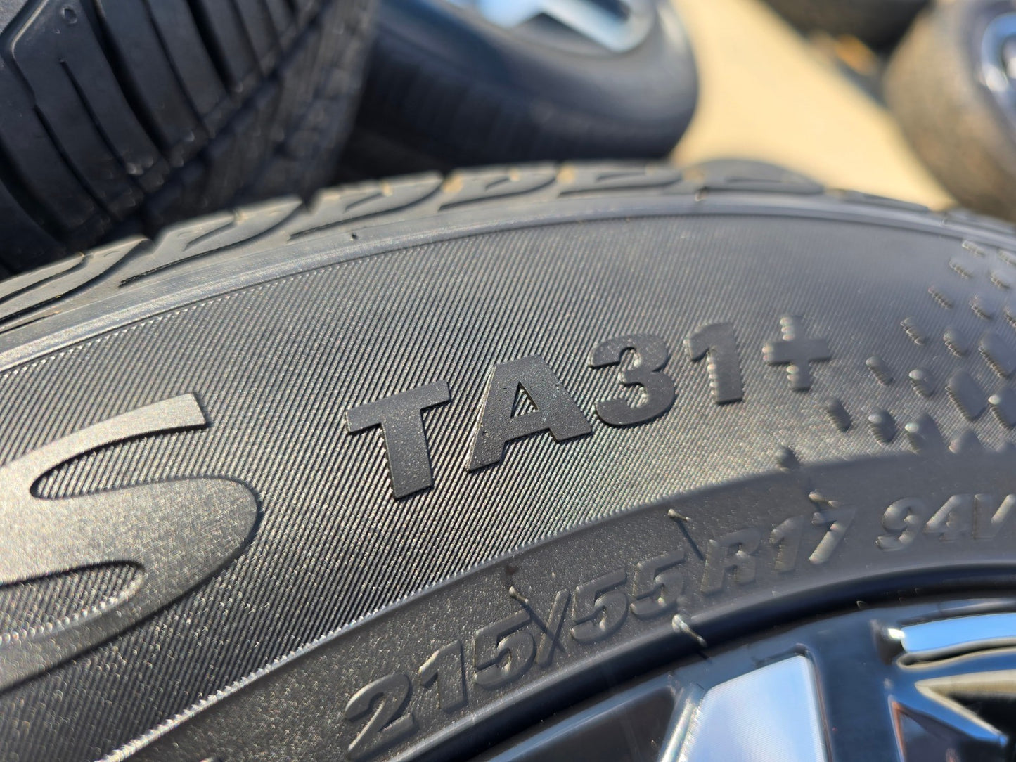 17" Kia Seltos K4 K5 Optima OEM wheels rims 71072 Sorento Sportage Carnival NEW