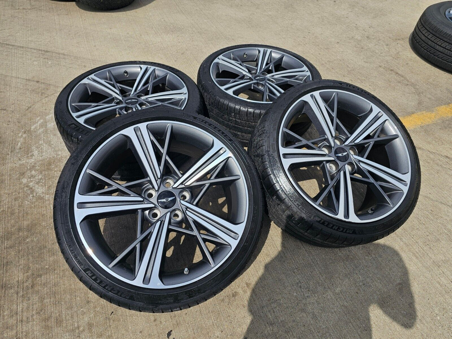 19" Hyundai Genesis G70 G80 OEM 71087 wheel rims Sonata tires MICHELIN
