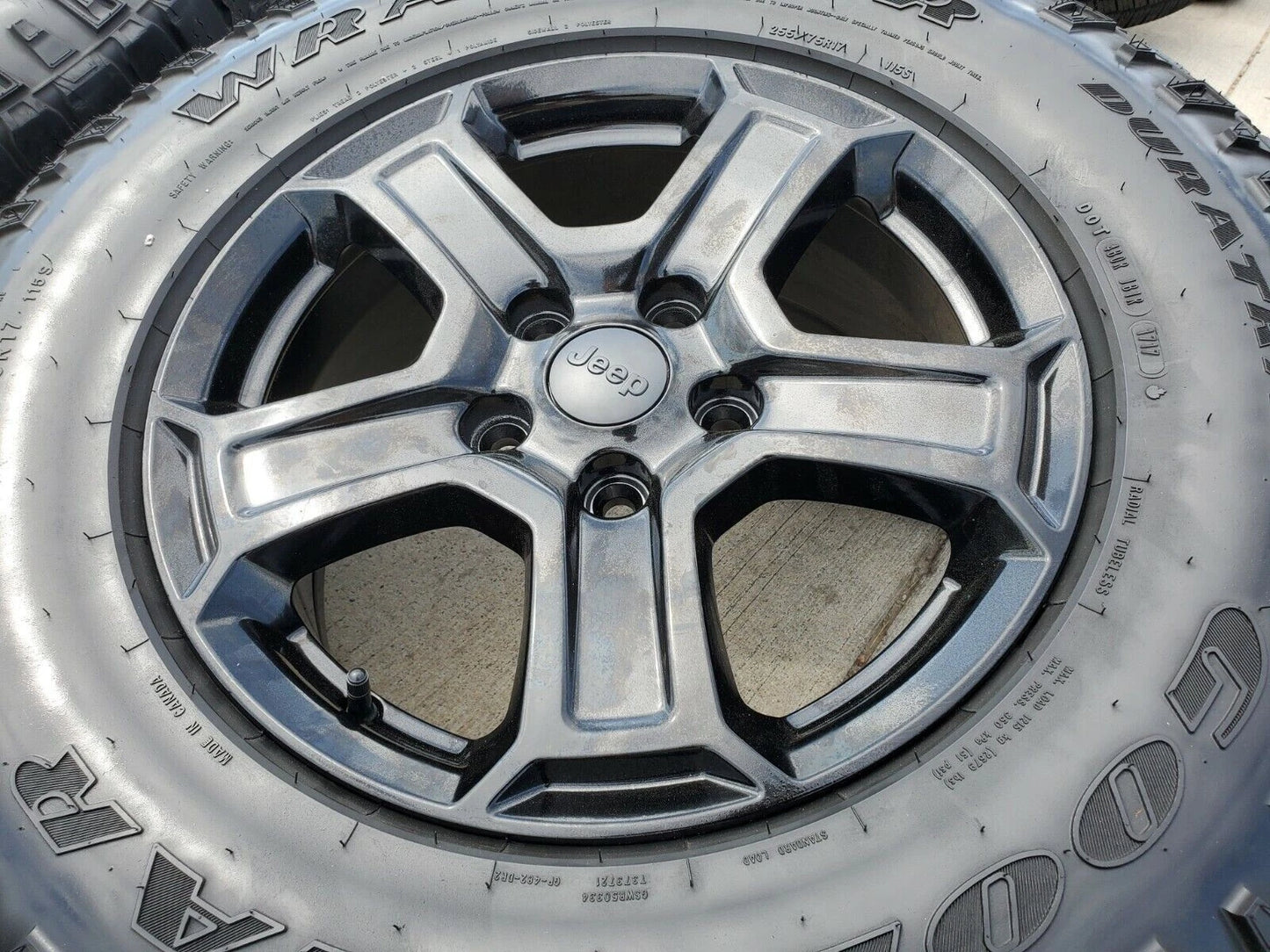 17" Jeep Gladiator Wrangler Rubicon OEM wheels rims 9216 DURATRAC