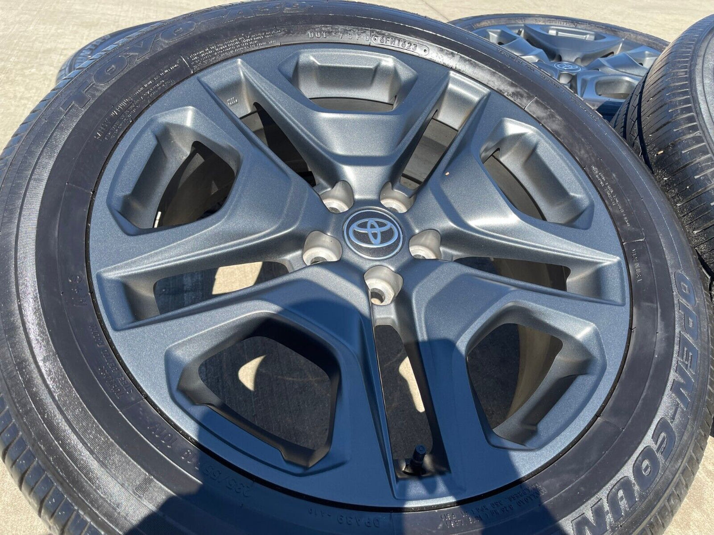 19" Toyota Rav4 Premium OEM wheels rims 75243 Highlander 2022 2023 2024 2025
