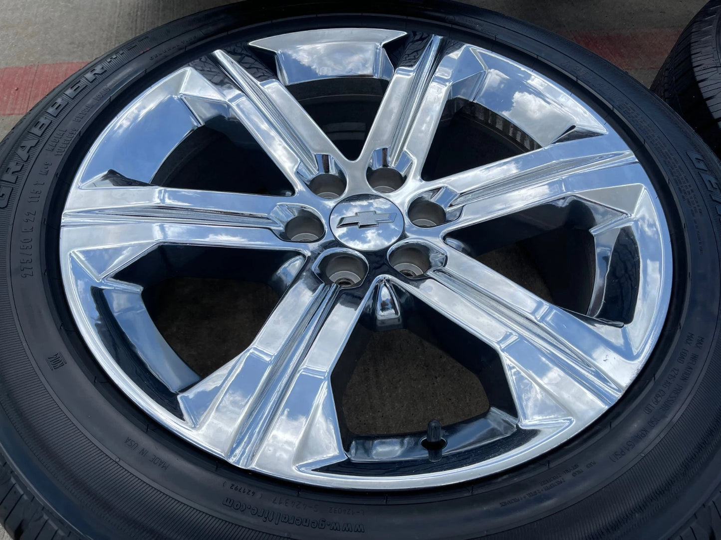 22" GMC Yukon Tahoe Chevy OEM CHROME wheels rims Silverado 5667 NEW tires
