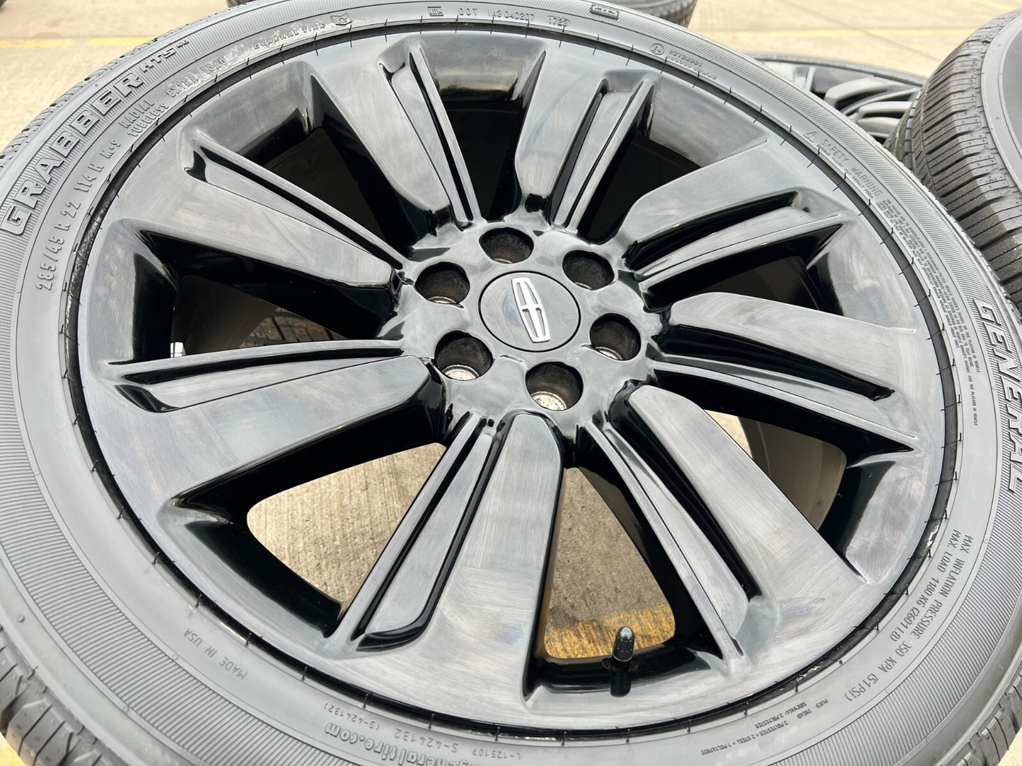 22" Lincoln Navigator OEM rims wheels Black Label 95384 10496 NEW