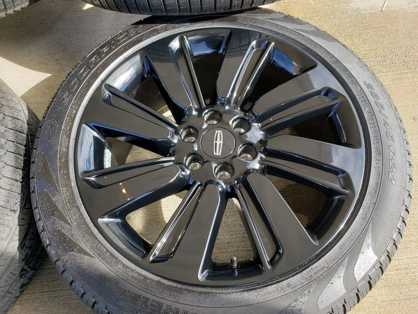 22" Lincoln Navigator OEM rims wheels Black Label 95384 10496 tires NEW