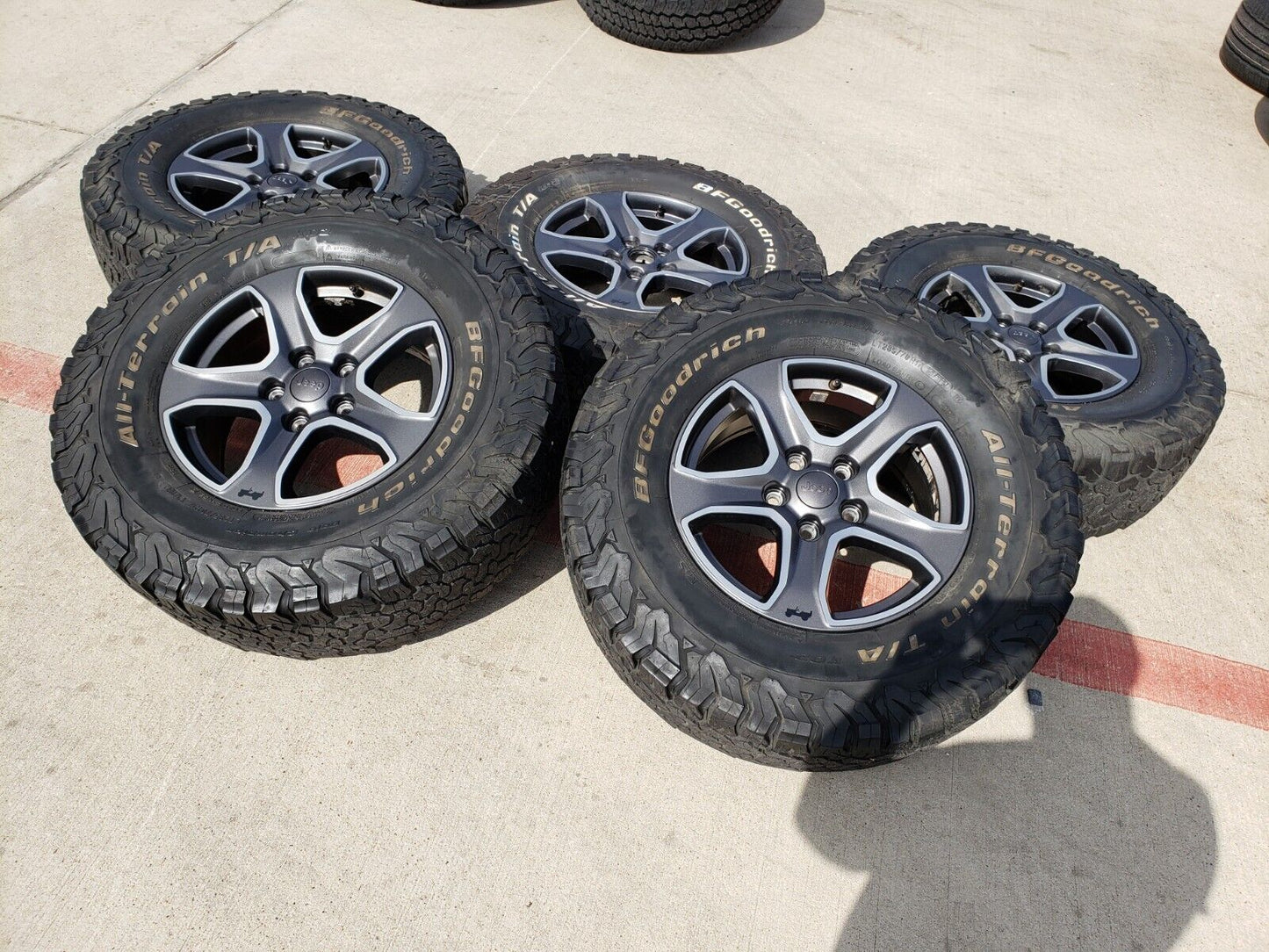 17" Jeep Wrangler Rubicon OEM wheels rims 9217 Gladiator 2020 2021 2022 2023 BFG