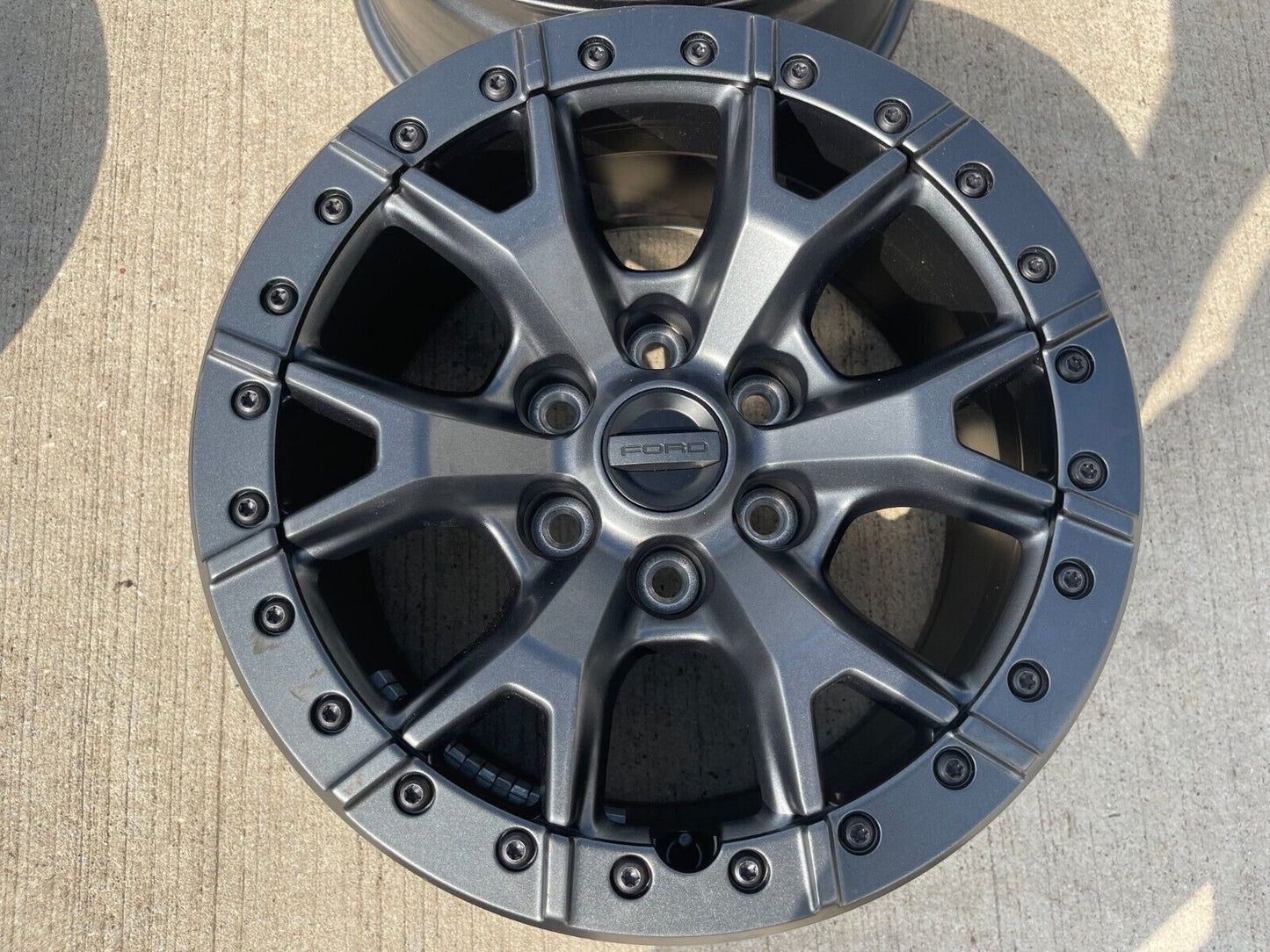 17" Ford F-150 Raptor OEM BEADLOCK rim wheel 10460 spare 2021 2022 2023 2024