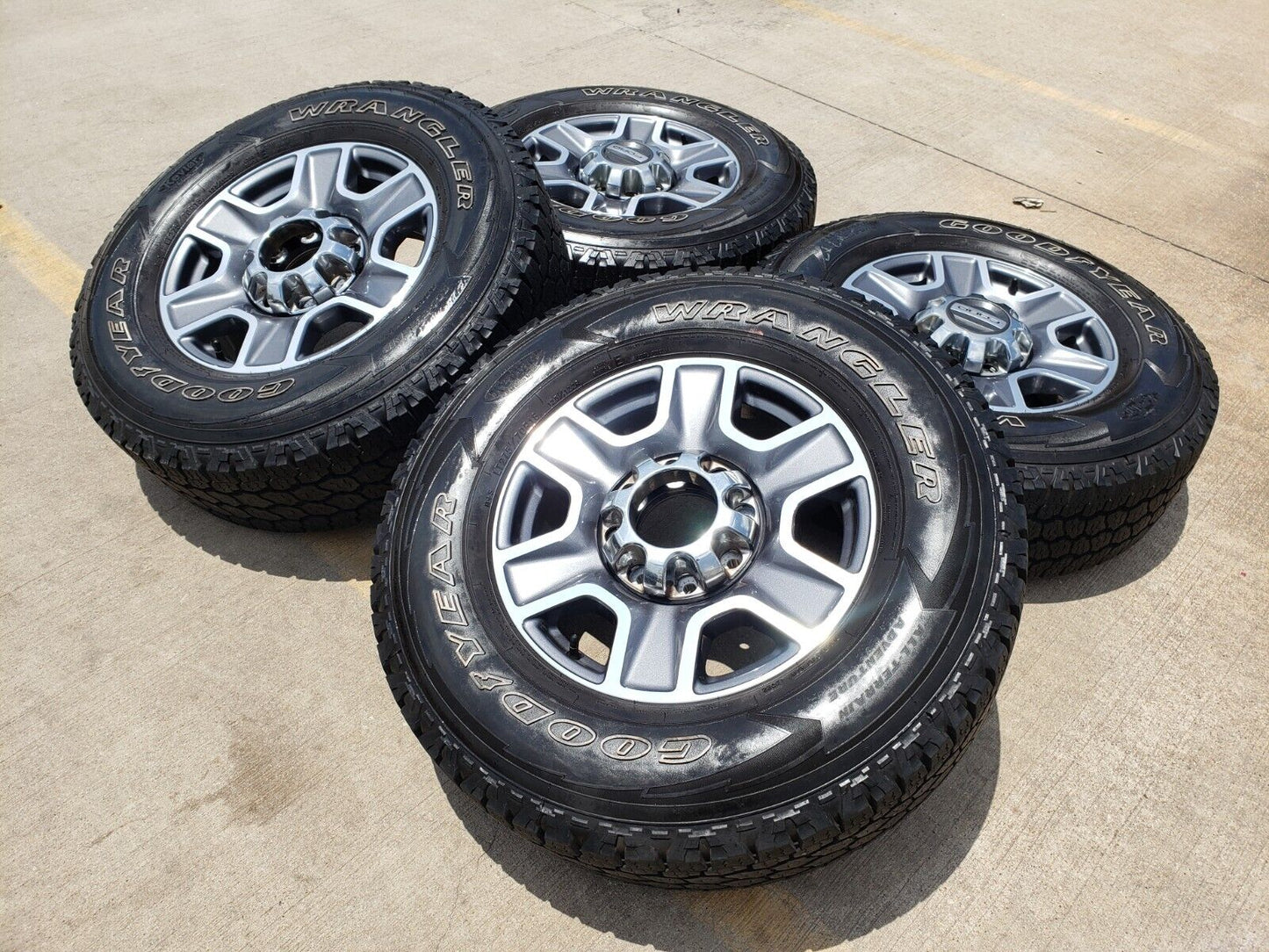 18" Ford F-250 F-350 Lariat FX-4 OEM gray wheels 10298 A/T tires