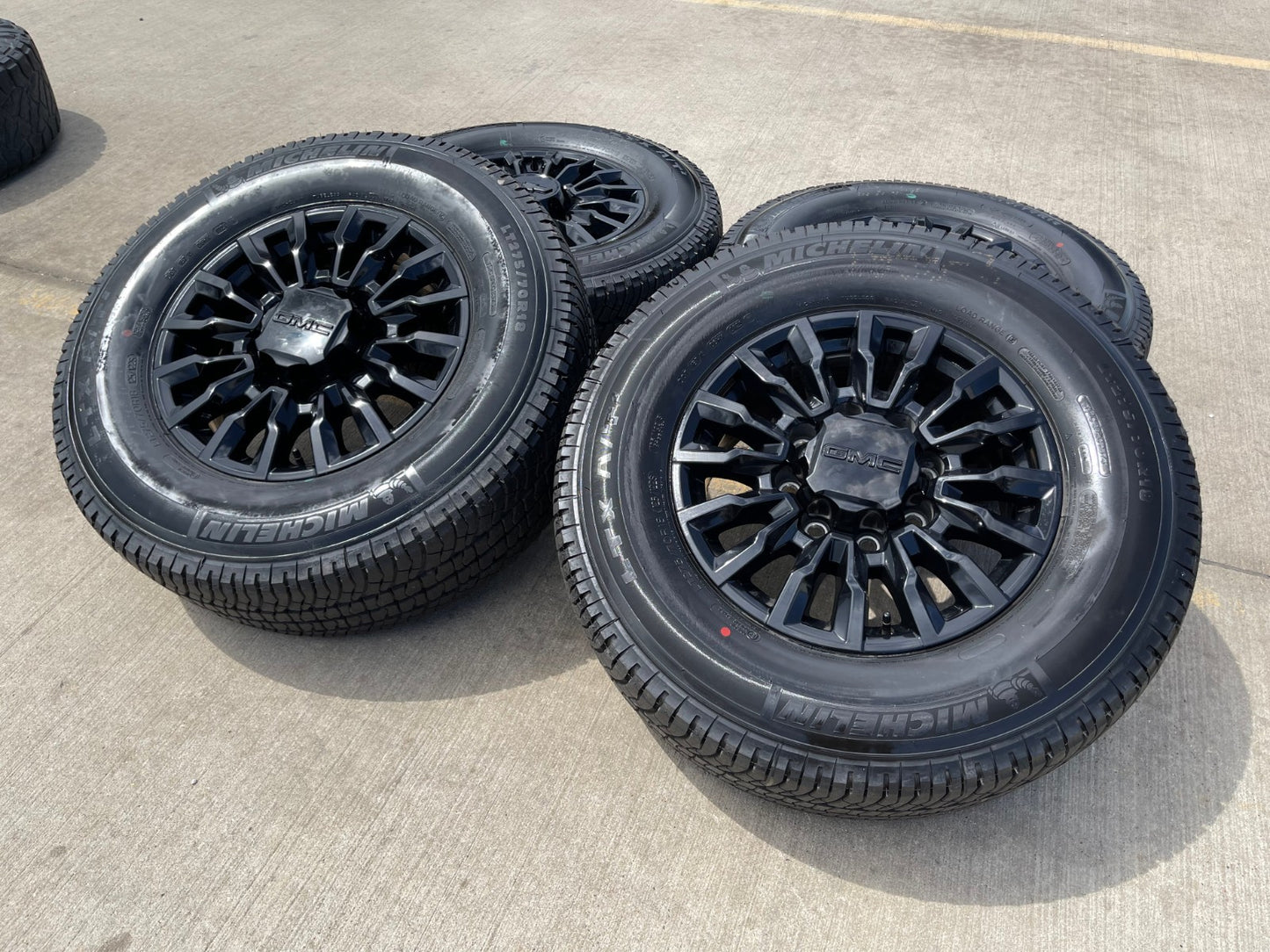 18" Chevy Silverado ALASKAN AT4X 2500 black OEM 14031 wheels rims 2024 2025 NEW