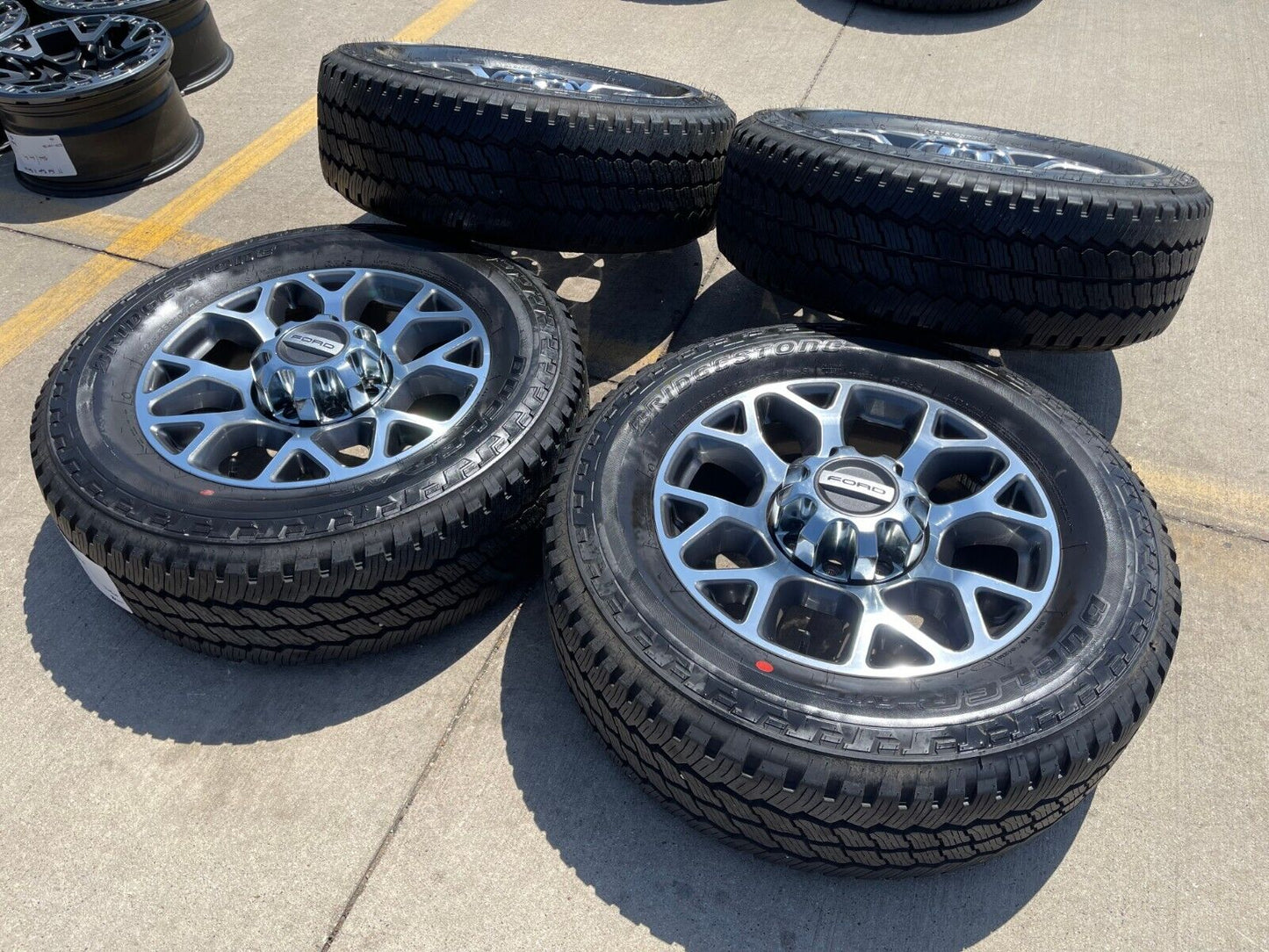 20" Ford F-250 F-350 OEM Lariat wheels rims 10292 tires 2021 2022 2023 2024 2025