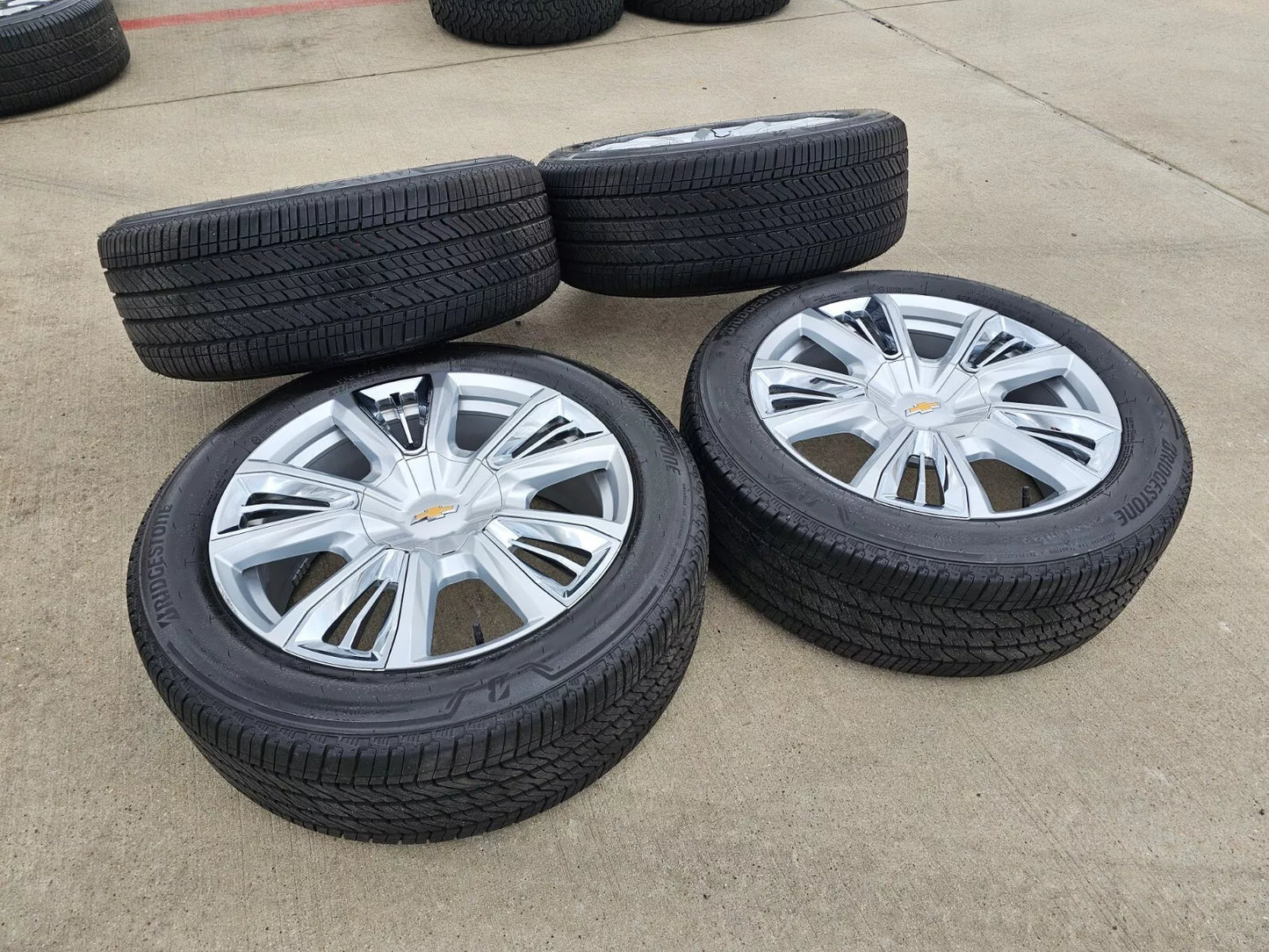 22" Chevy Tahoe RST OEM wheels rims 96951 Silverado Suburban 2023 2024 2025 NEW