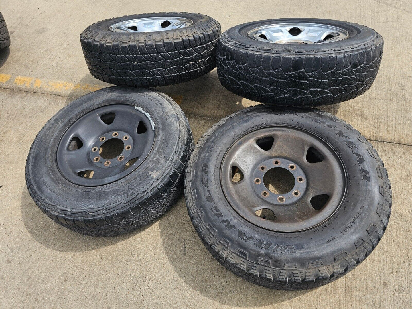 17" Ford F-250 F-350 OEM 3620 3621 wheels rims tires