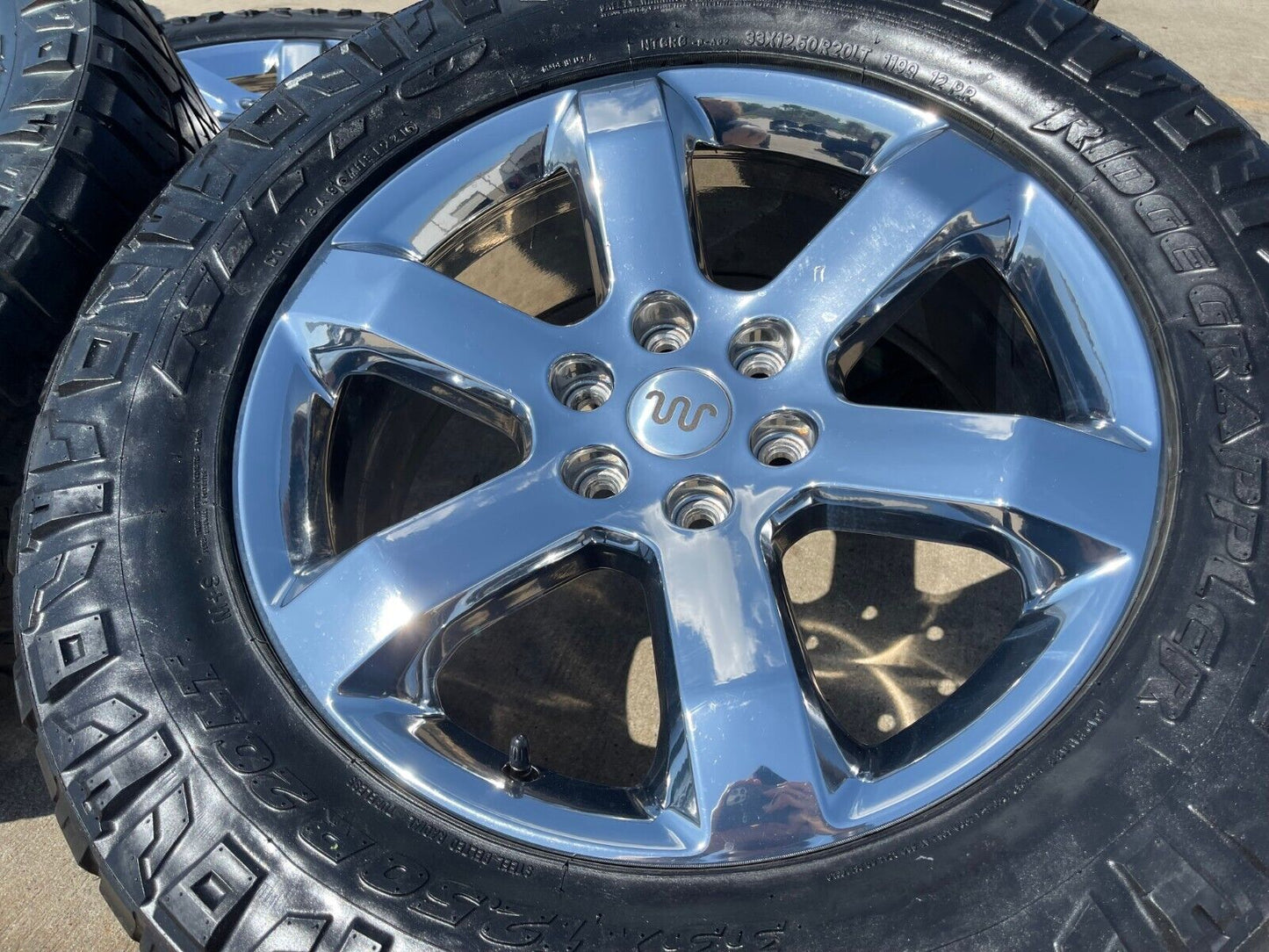 20" Ford F-150 OEM rims wheels CHROME 10347 Expedition tires 33"