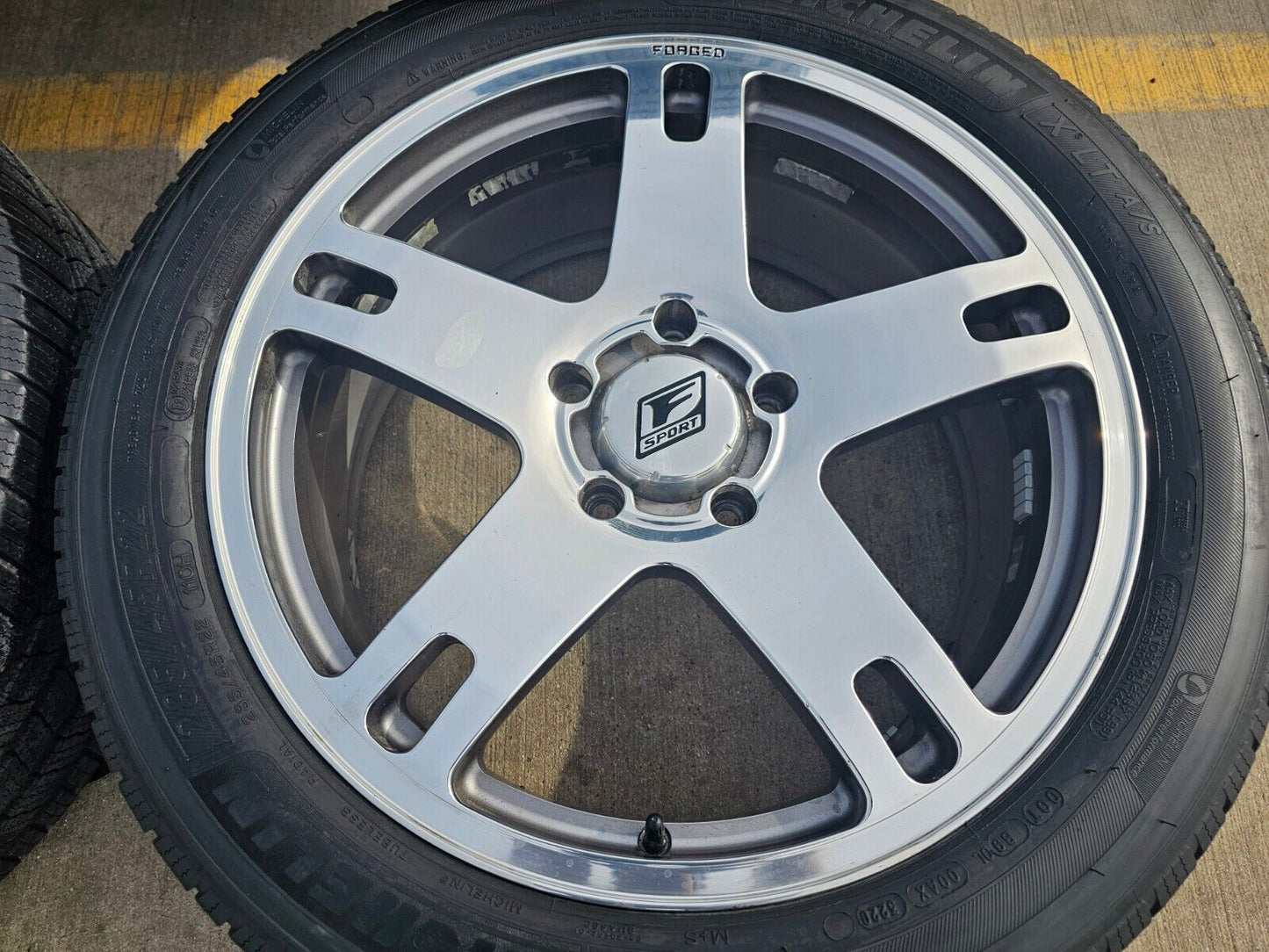 22" Toyota Tundra Sequoia Lexus LX570 F Sport OEM wheels rims 69586 74250