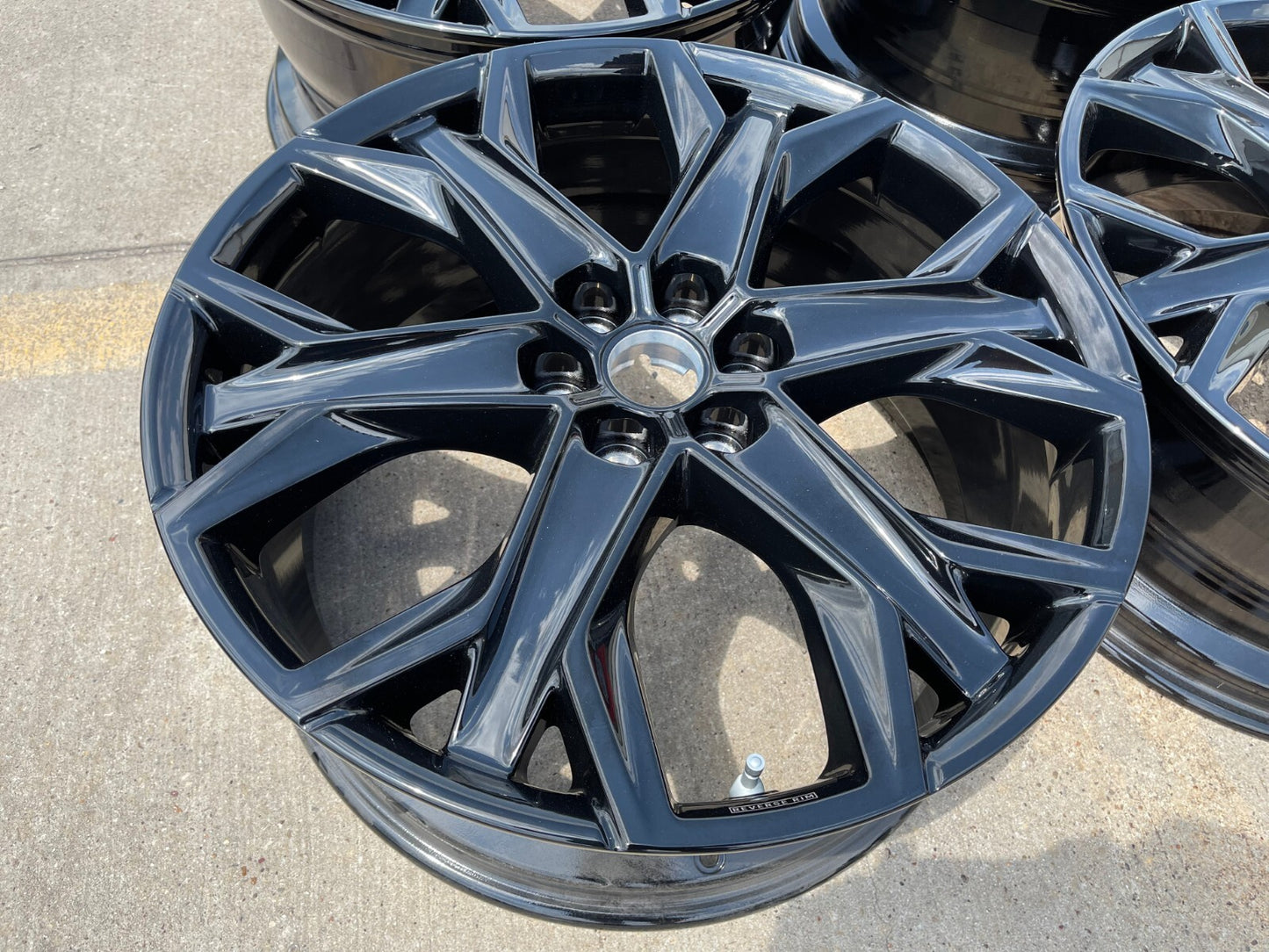 21" Cadillac 2025 OPTIQ SPORT 2 XT6 XT5 SRX OEM wheels rims Blazer Acadia NEW