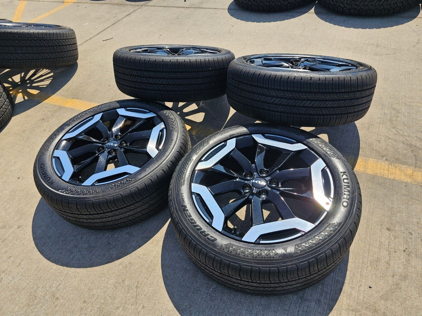 20" Kia Telluride X-PRO OEM 74716 wheels rims tires Sedona 2023 2024 2025 NEW