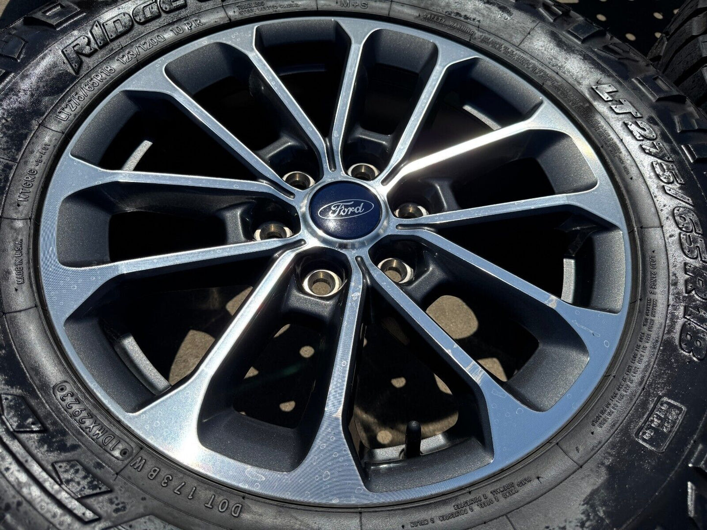 18" Ford F-150 OEM rims wheel 10169 tires Expedition NITTO