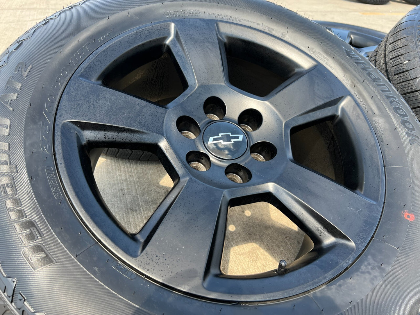 20" Chevy Tahoe Black Z71 OEM 5652 5806 wheels rims tires NEW