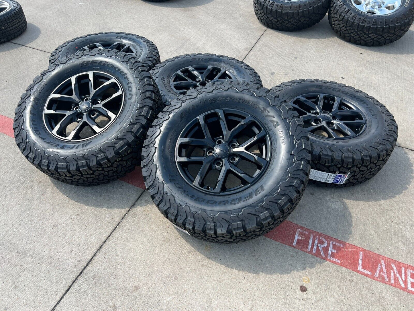 17" Jeep Wrangler Rubicon 392 OEM wheels rims tires Gladiator 2023 2024 BFG NEW