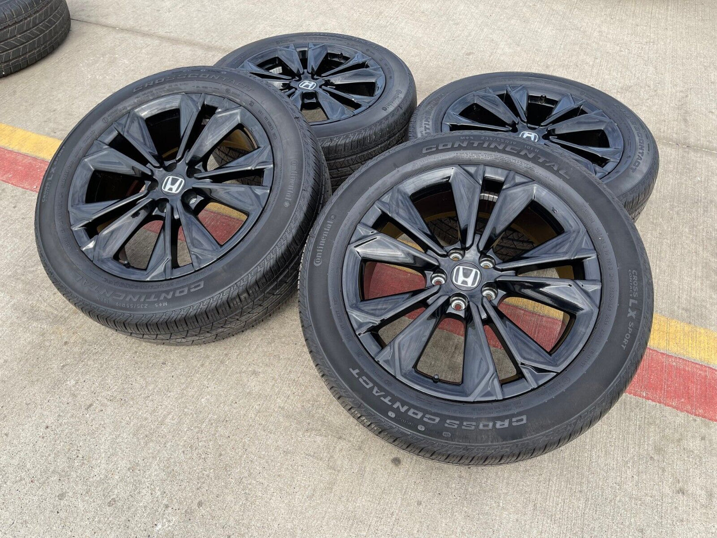 19" Honda CR-V Touring OEM wheels rims tires HR-V 60312 black 2023 2024 2025