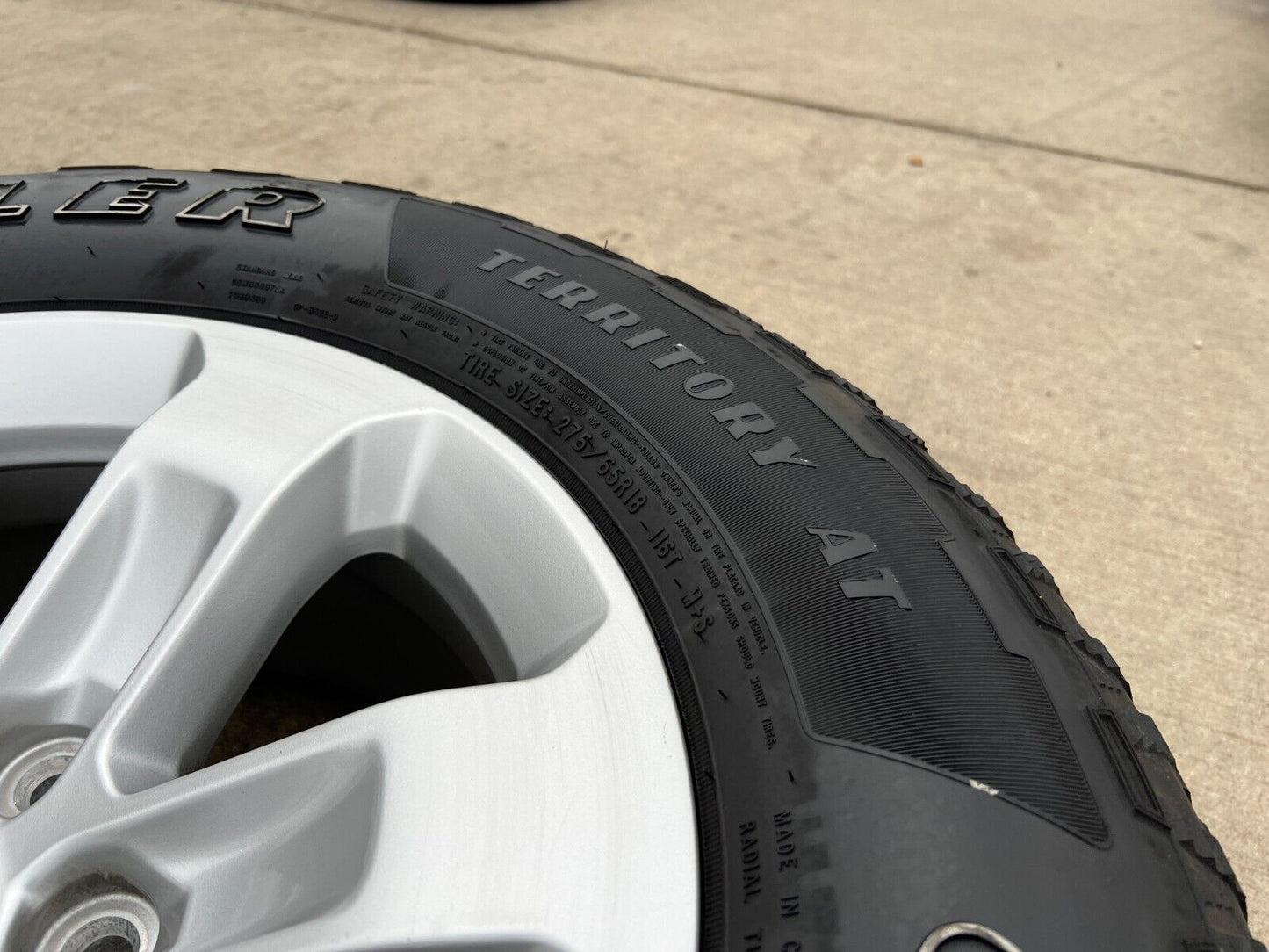18" Dodge Ram 1500 OEM Lariat wheels rims tires