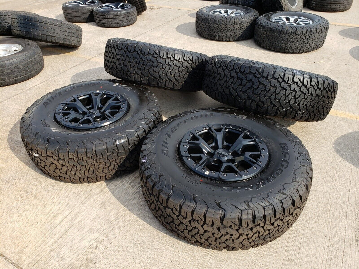 17" Ford F-150 Raptor R OEM BEADLOCK 10460 rims wheels 37" tires BFG NEW